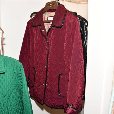 Sale Photo Thumbnail #337: 335 06 bedroom b 43)