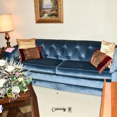 075 02 living room 41)