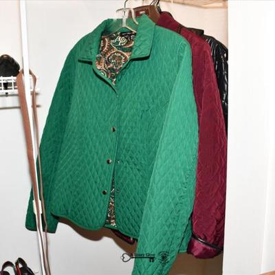 Sale Photo Thumbnail #336: 334 06 bedroom b 42)