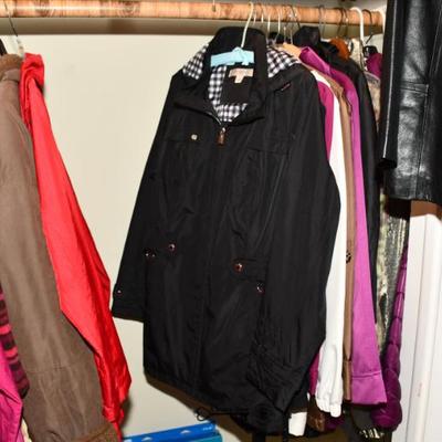 046 02 living room 12)