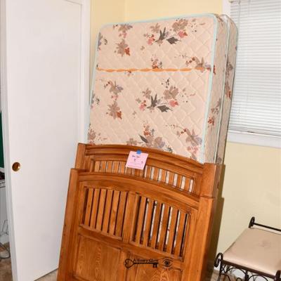 Sale Photo Thumbnail #324: 322 06 bedroom b 30)