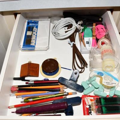 Sale Photo Thumbnail #229: 227 04 kitchen 48)