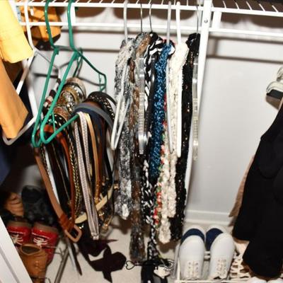 Sale Photo Thumbnail #277: 275 05 bedroom a 42)