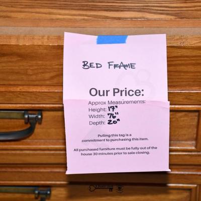 067 02 living room 33)