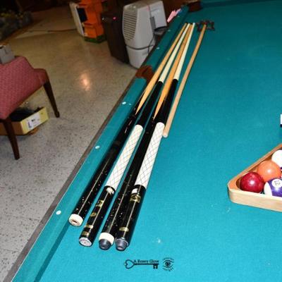 Sale Photo Thumbnail #544: 544 09 basement 105)