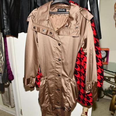 049 02 living room 15)