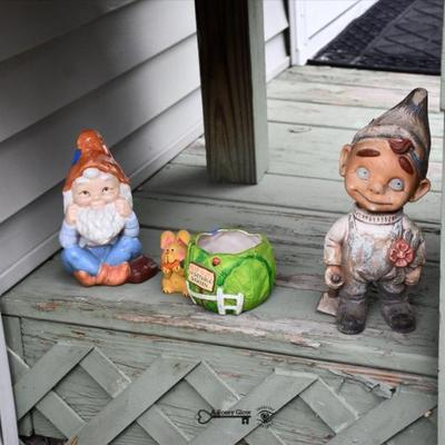 Sale Photo Thumbnail #693: 694 12 back yard 21)