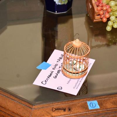 082 02 living room 48)