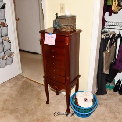 Sale Photo Thumbnail #326: 324 06 bedroom b 32)