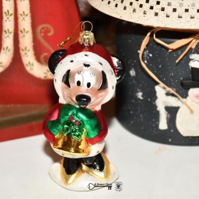 Sale Photo Thumbnail #640: 640 11 utility room 32)