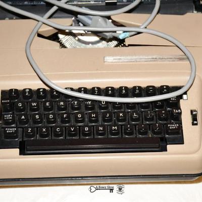 Sale Photo Thumbnail #483: 482 09 basement 43)