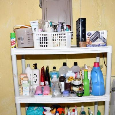 Sale Photo Thumbnail #630: 630 11 utility room 22)