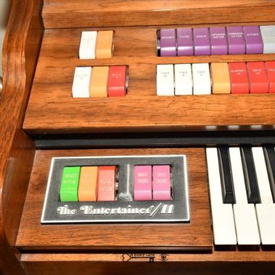 096 02 living room 62)