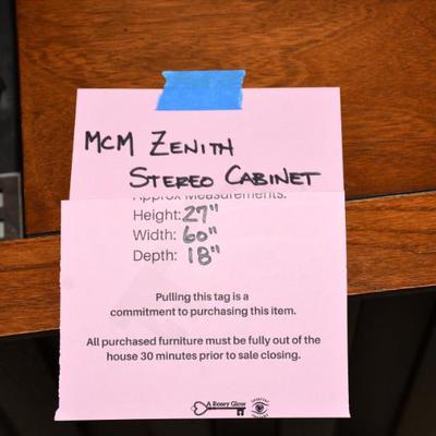 058 02 living room 24)