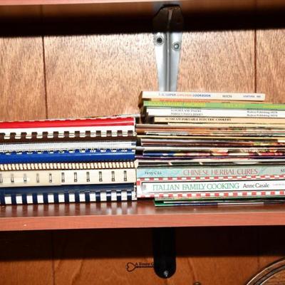 Sale Photo Thumbnail #571: 571 09 basement 132)