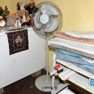 Sale Photo Thumbnail #635: 635 11 utility room 27)