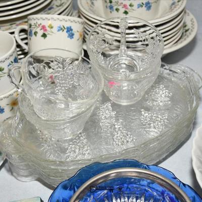 Sale Photo Thumbnail #209: 207 04 kitchen 28)