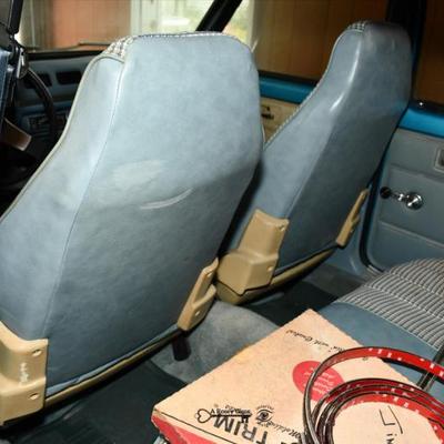 Sale Photo Thumbnail #362: 360 08 garage 24)