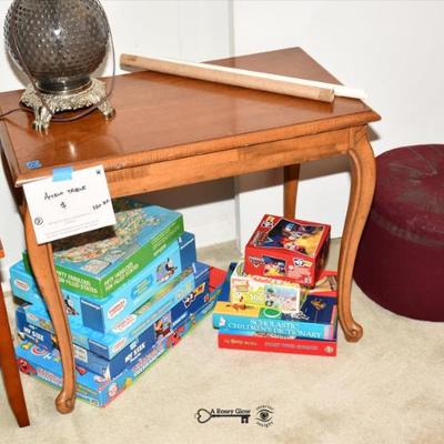 Sale Photo Thumbnail #167: 165 03 family room 37)