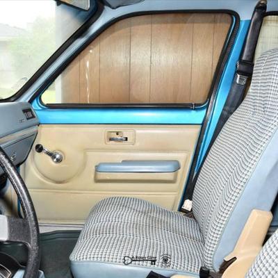 Sale Photo Thumbnail #357: 355 08 garage 19)