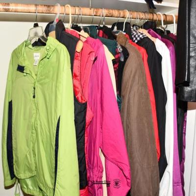 051 02 living room 17)