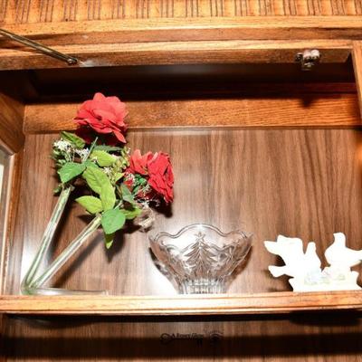 Sale Photo Thumbnail #112: 110 03 dinng room 9)