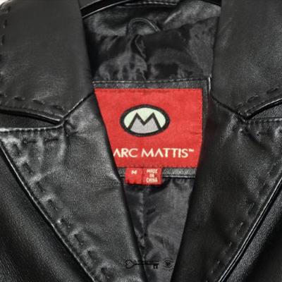 042 02 living room 8)