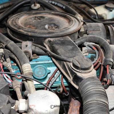 Sale Photo Thumbnail #383: 382 08 garage 46)