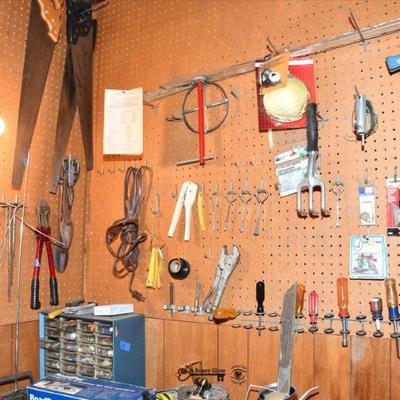 Sale Photo Thumbnail #429: 428 08 garage 92)