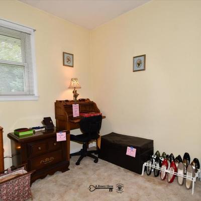 Sale Photo Thumbnail #298: 296 06 bedroom b 4)