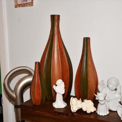 Sale Photo Thumbnail #158: 156 03 family room 28)