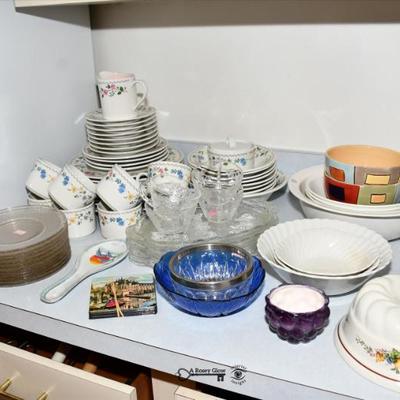 Sale Photo Thumbnail #203: 201 04 kitchen 22)