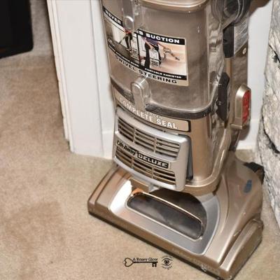 Sale Photo Thumbnail #162: 160 03 family room 32)