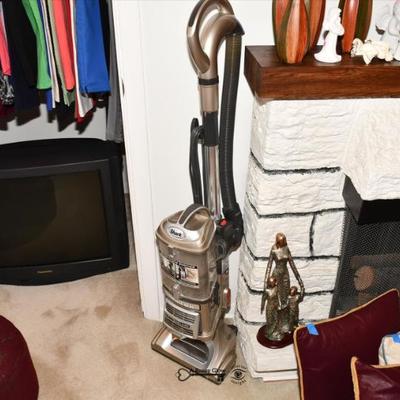 023 01 some highlights aurora estate sale 23)