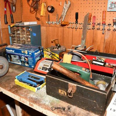 Sale Photo Thumbnail #421: 420 08 garage 84)