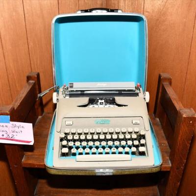 Sale Photo Thumbnail #487: 486 09 basement 47)