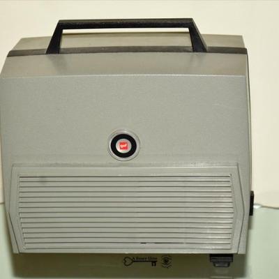 087 02 living room 53)