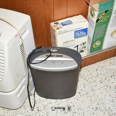 Sale Photo Thumbnail #531: 531 09 basement 92)