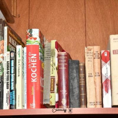 Sale Photo Thumbnail #564: 564 09 basement 125)