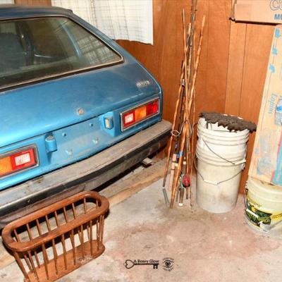 Sale Photo Thumbnail #435: 434 08 garage 98)