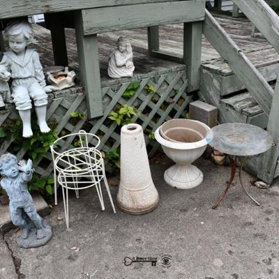 Sale Photo Thumbnail #680: 680 12 back yard 7)