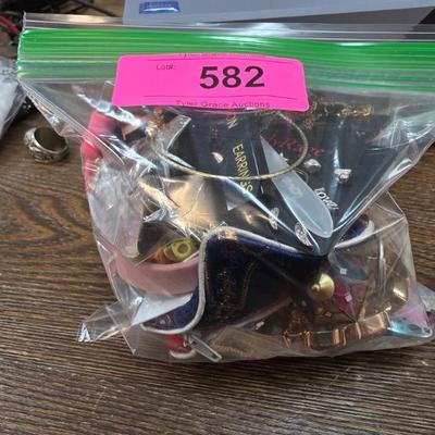 Sale Photo Thumbnail #164
