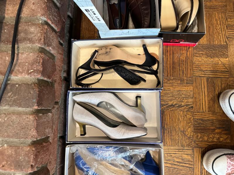 Sale Photo Thumbnail #190