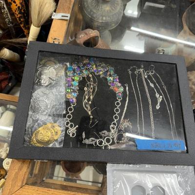 Sale Photo Thumbnail #160
