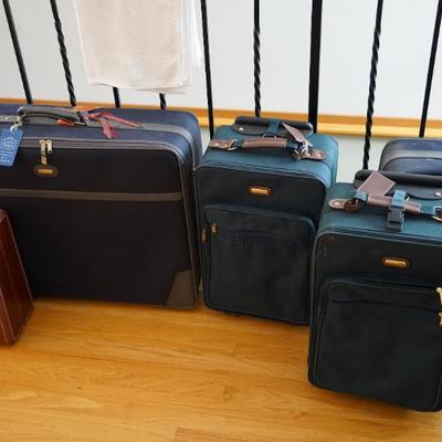 Sale Photo Thumbnail #126