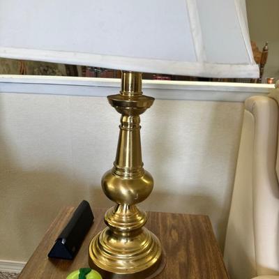 Table lamp
