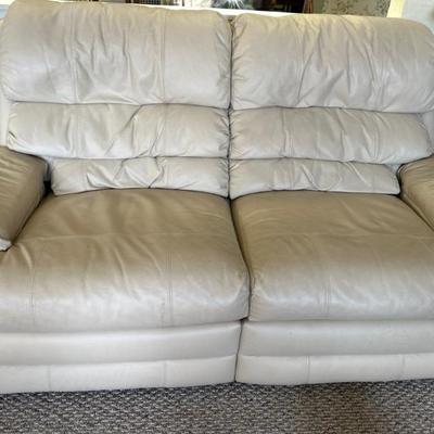 Loveseat recliner