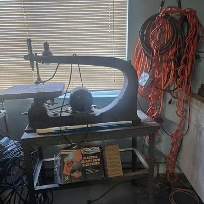Scroll saw