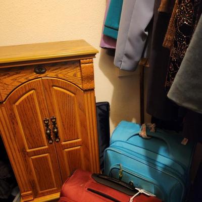 Sale Photo Thumbnail #73