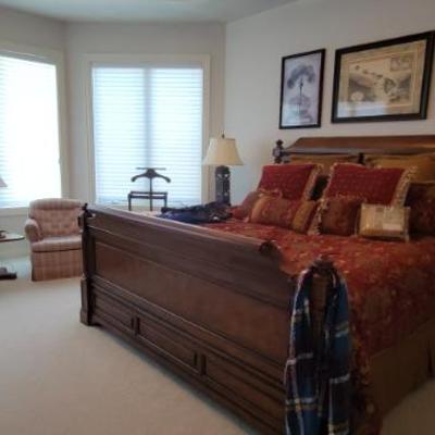 Sale Photo Thumbnail #78: Main Bedroom